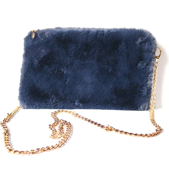 Kim & Co. Faux Fur Chain Strap Shoulder Purse Navy - Picture 3 of 8